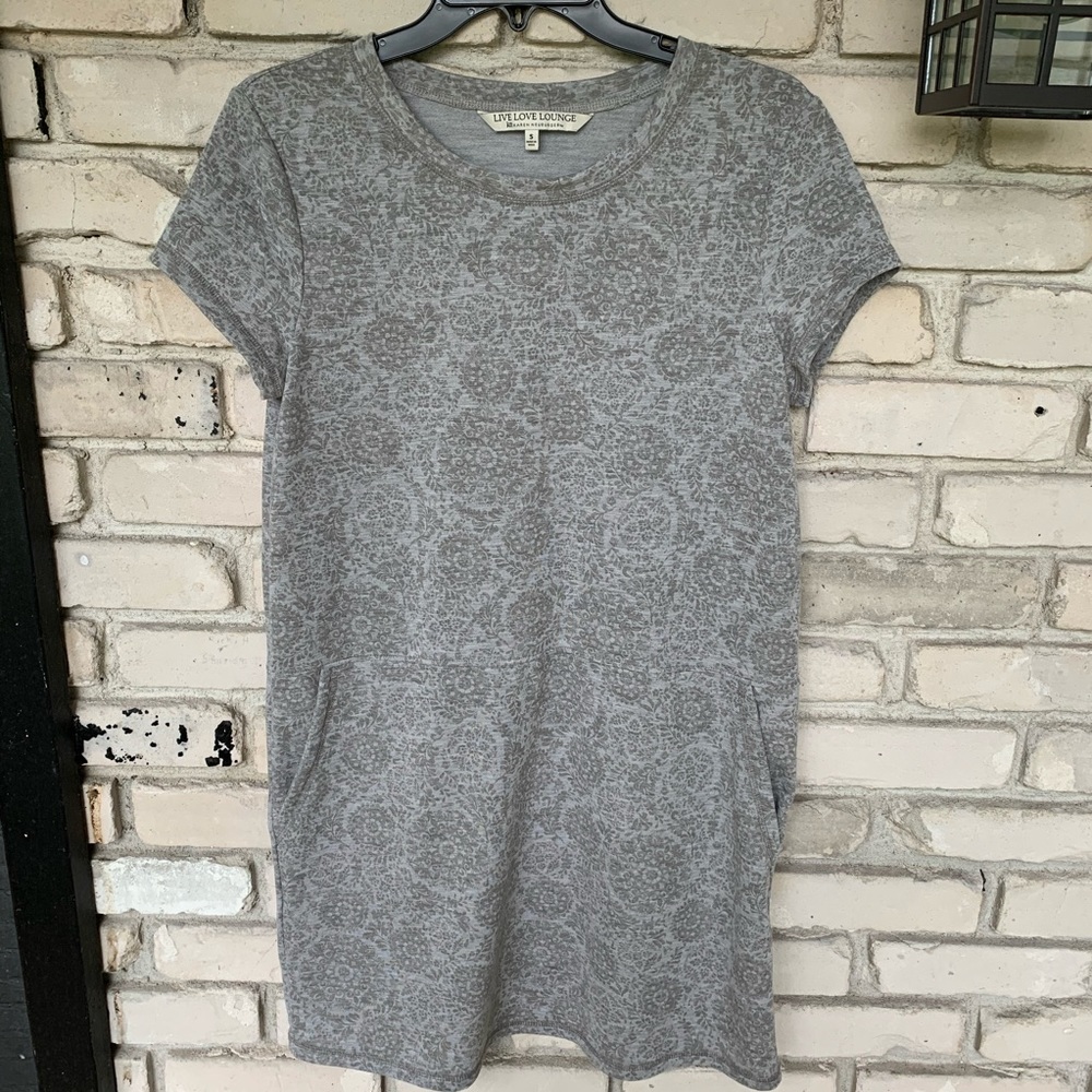 Karen neuburger lounge / sleep dress